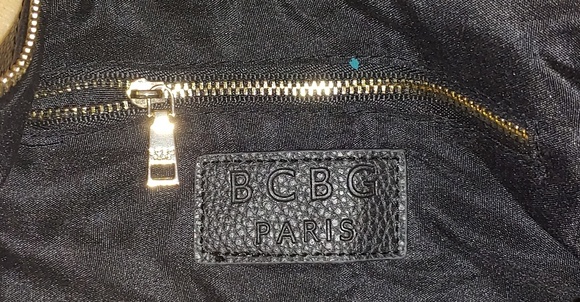 3 for $10! BCBG black and gold bag. - Picture 4 of 6